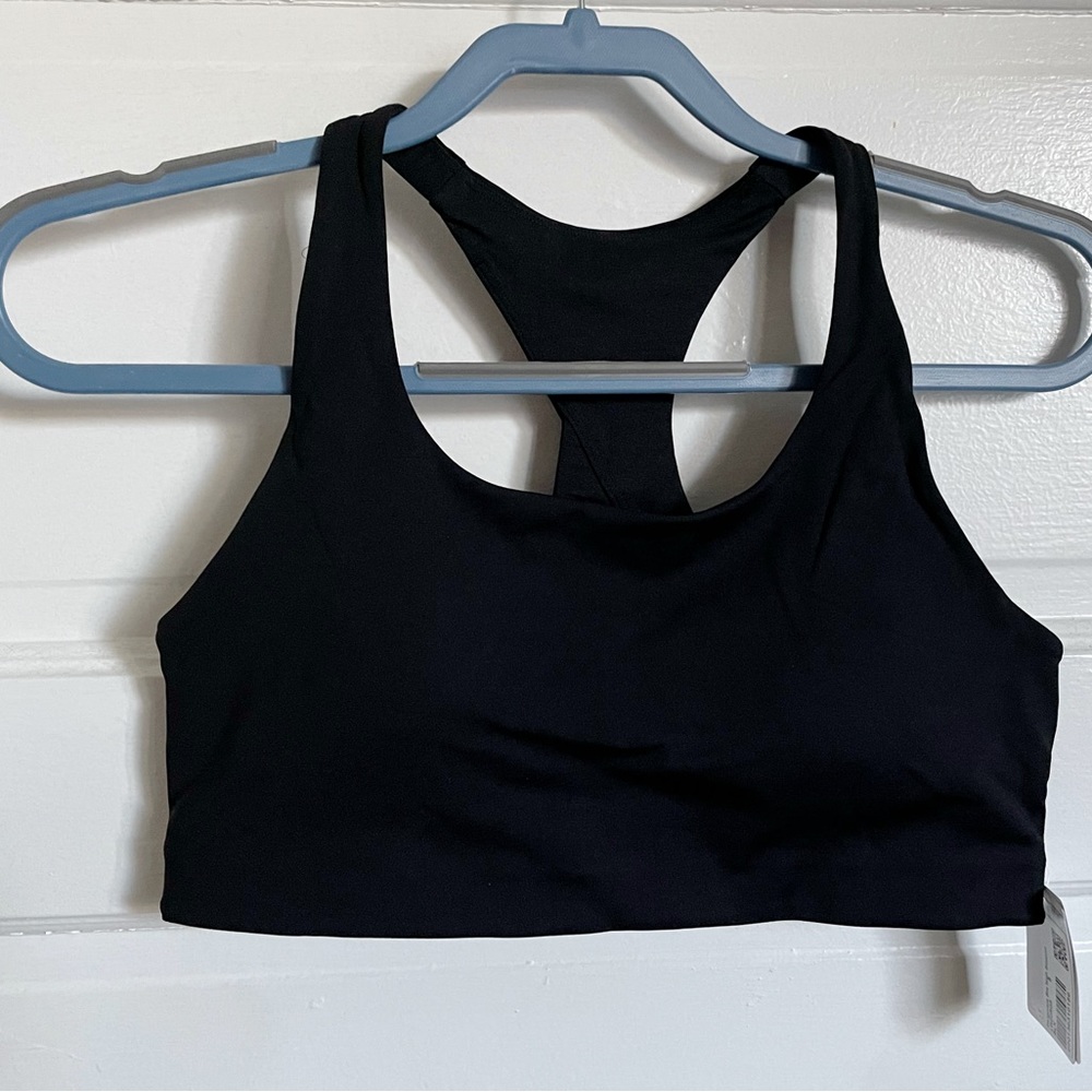 Lululemon Invigorate Bra with Clasp High Support B/C Cup Black Size 8 NWT